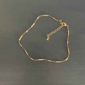 Uncommon James choker